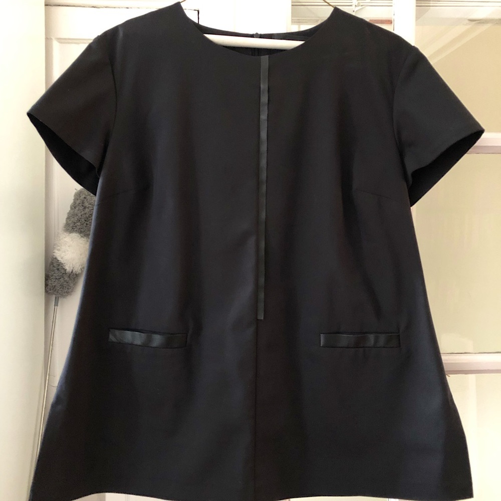 Dusica Kotur Sacks - Italian Designer Top. Beautiful fit.  Top was never worn.